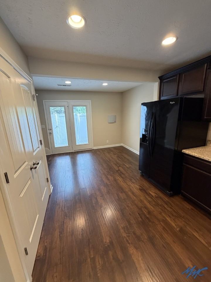 2525 Jackalope St - Photo 7 of 25