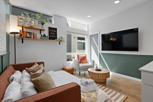 632 10th Ave E - Photo 1 of 1
