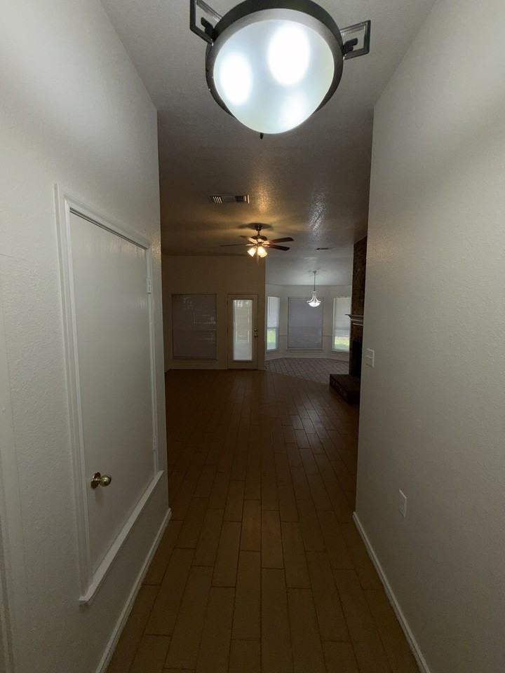 4802 Silver Wood Court - Photo 3 of 21