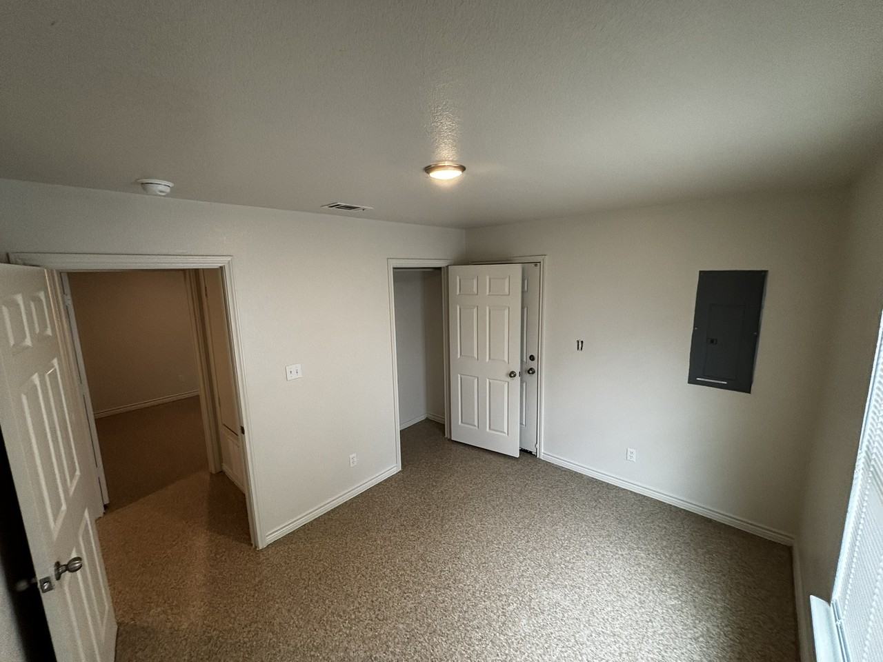 1117 South 9th Street #B - Photo 4 of 14