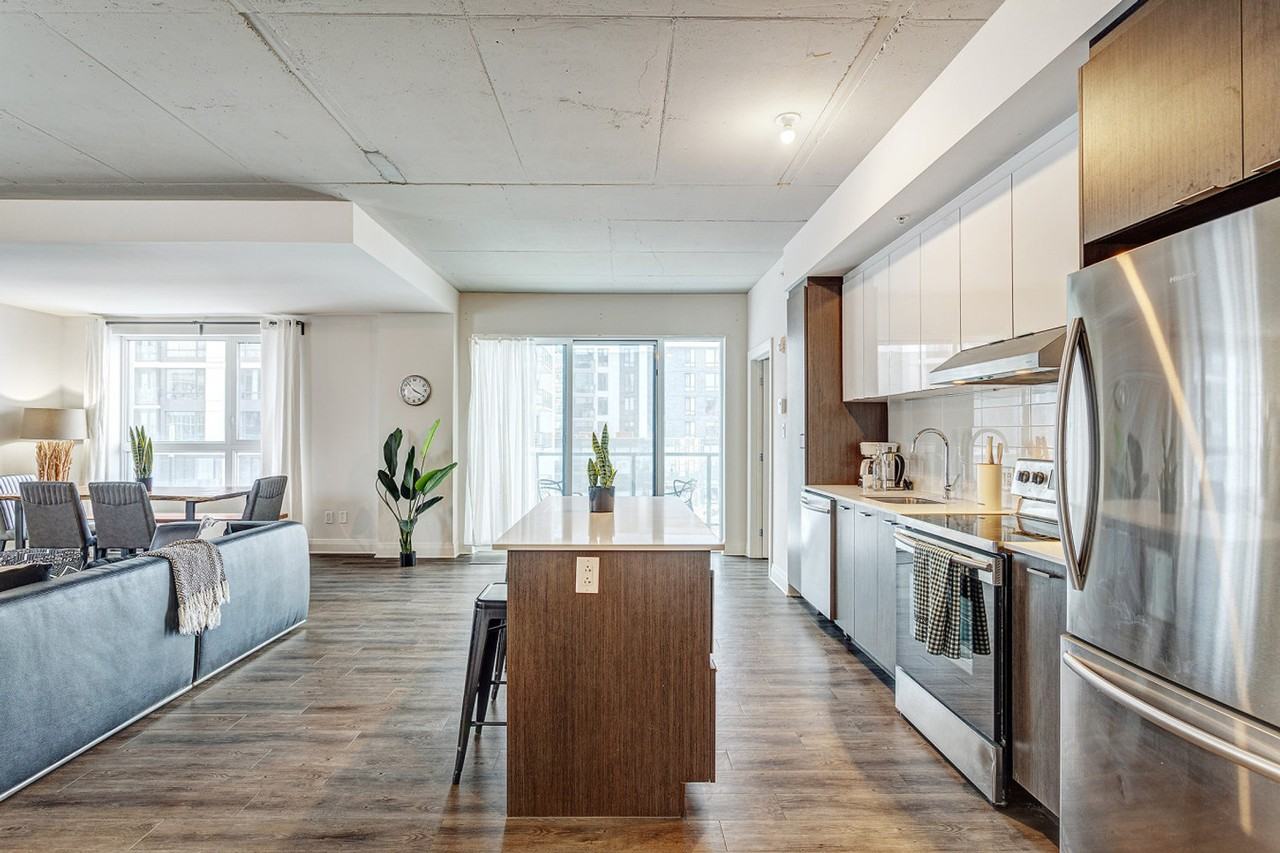 3075 Promenade du Quartier-Saint-Martin - Photo 3 of 12