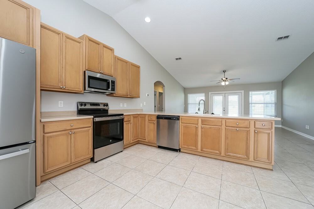 3017 Captiva Bluff Rd N - Photo 7 of 16