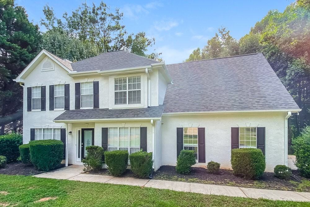 135 Masters Dr - Photo 4 of 17