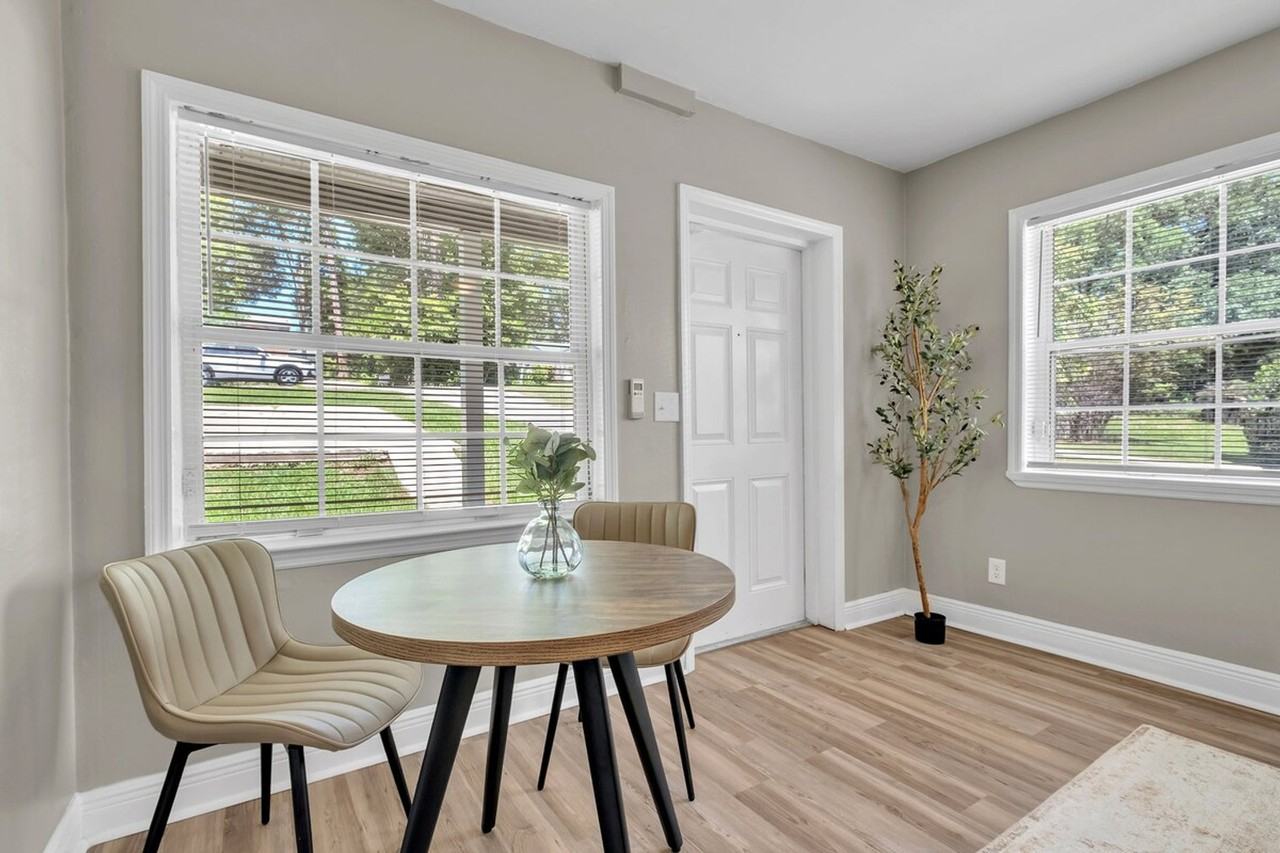 908 Buena Vista Dr #1382991P - Photo 4 of 30