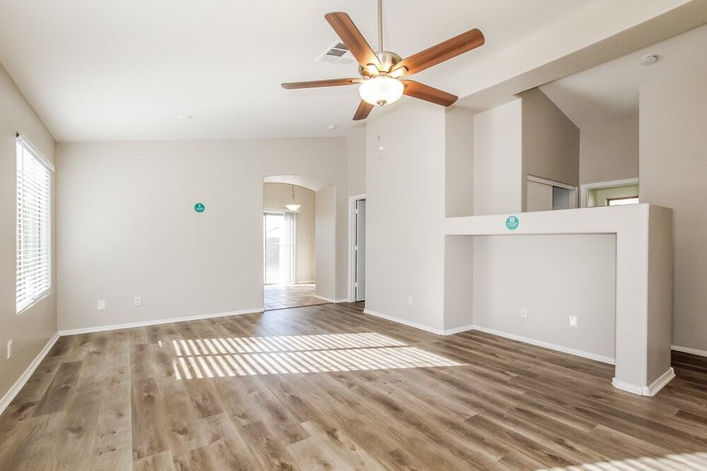 14973 W Port Au Prince Ln - Photo 3 of 16