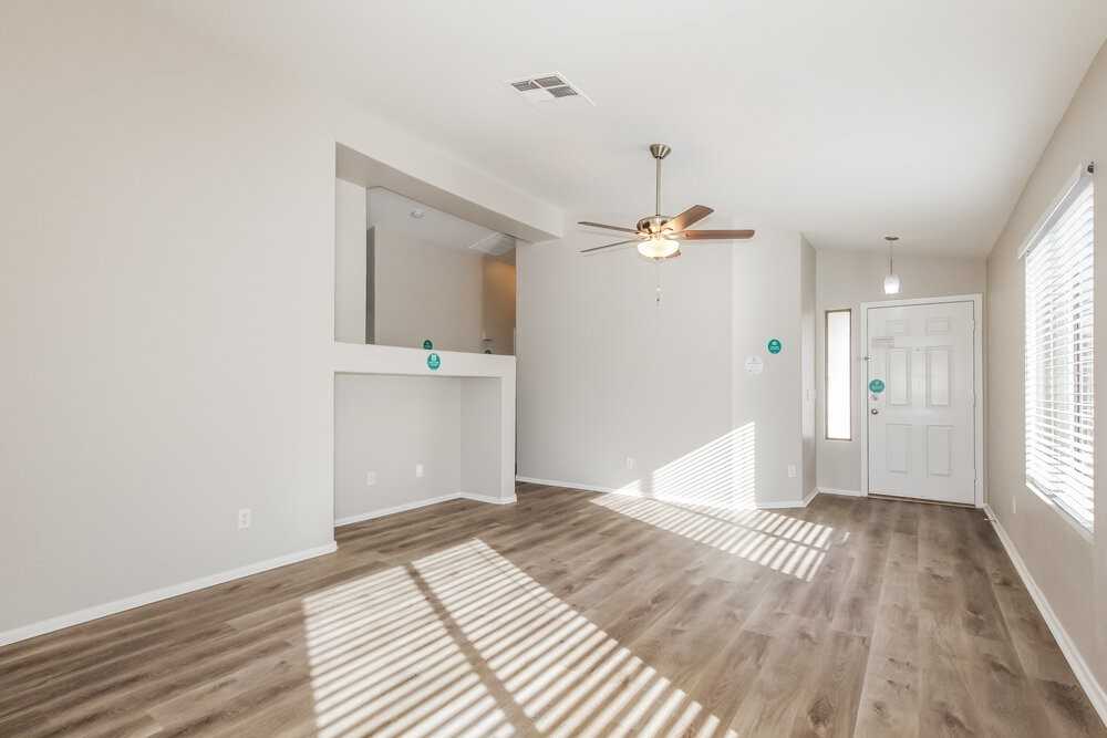 14973 W Port Au Prince Ln - Photo 4 of 16