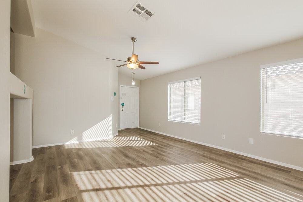 14973 W Port Au Prince Ln - Photo 5 of 16
