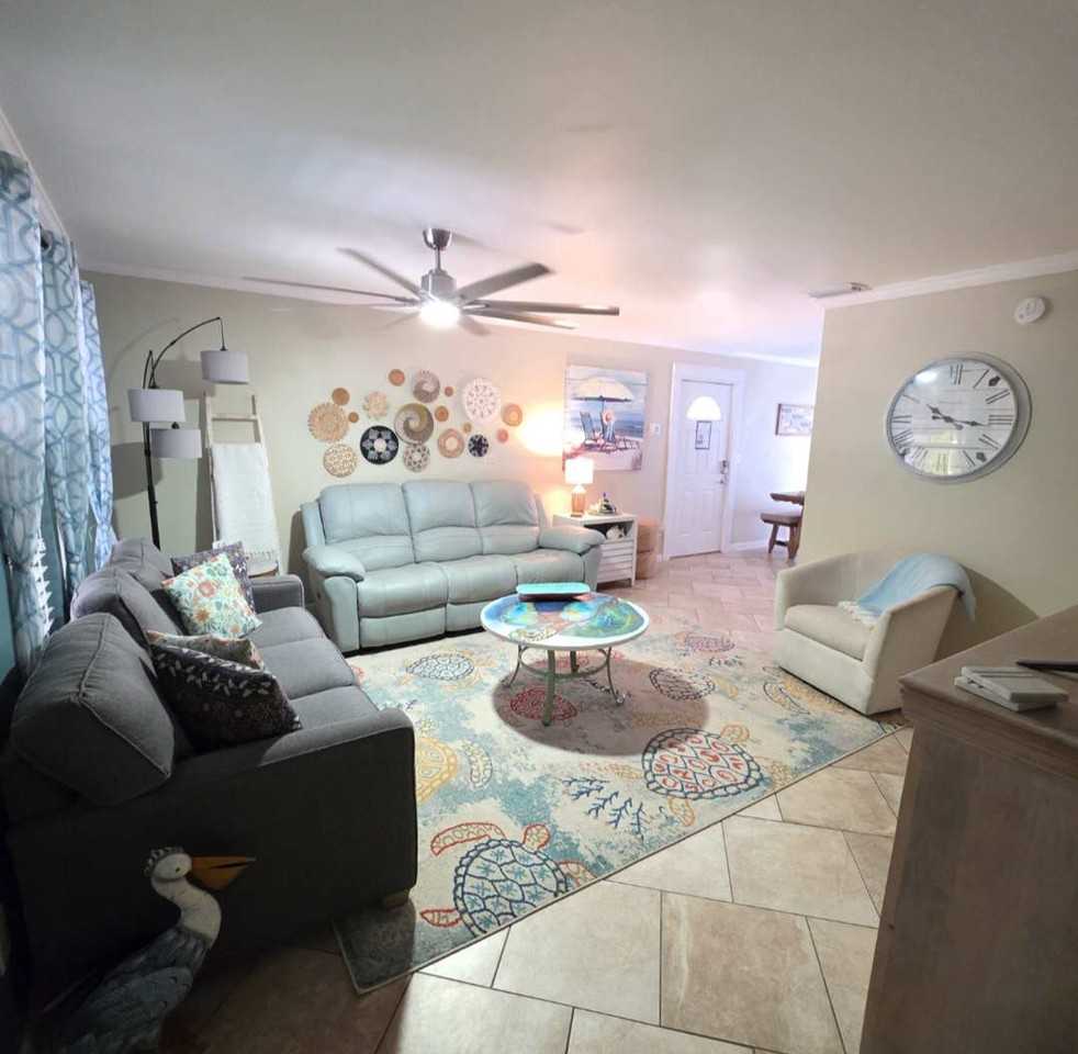 7405A Beach Dr #1355031P - Photo 4 of 42