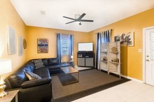 408 Nw 5th Ave - Photo 1 of 1