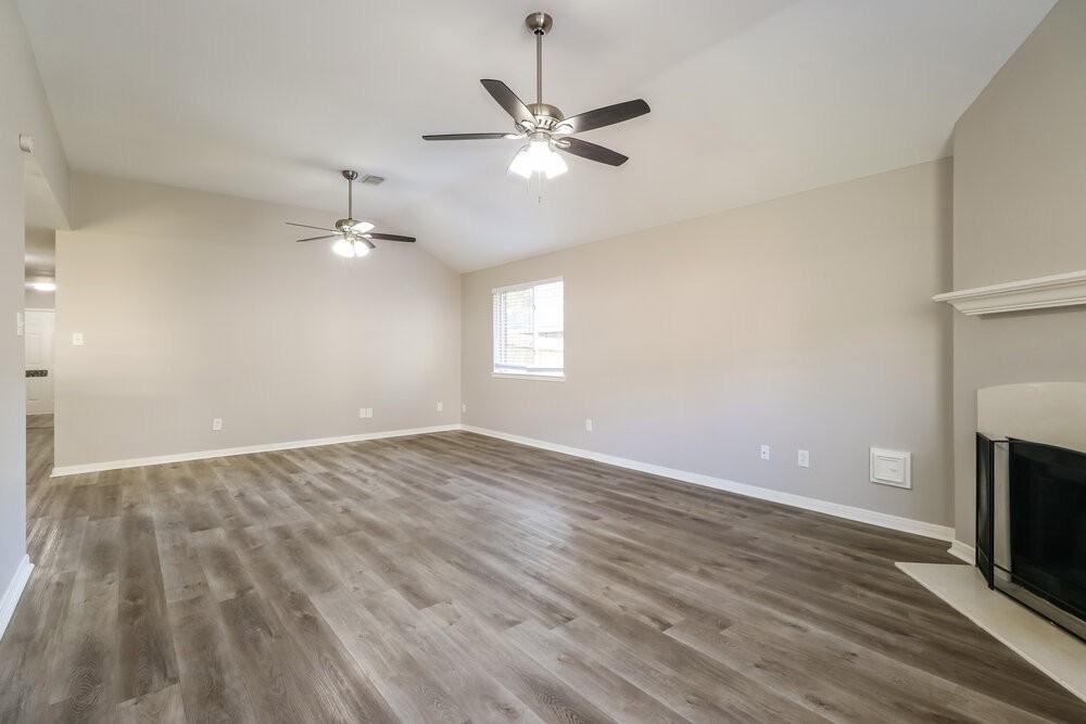 12080 La Salle River Rd - Photo 5 of 16