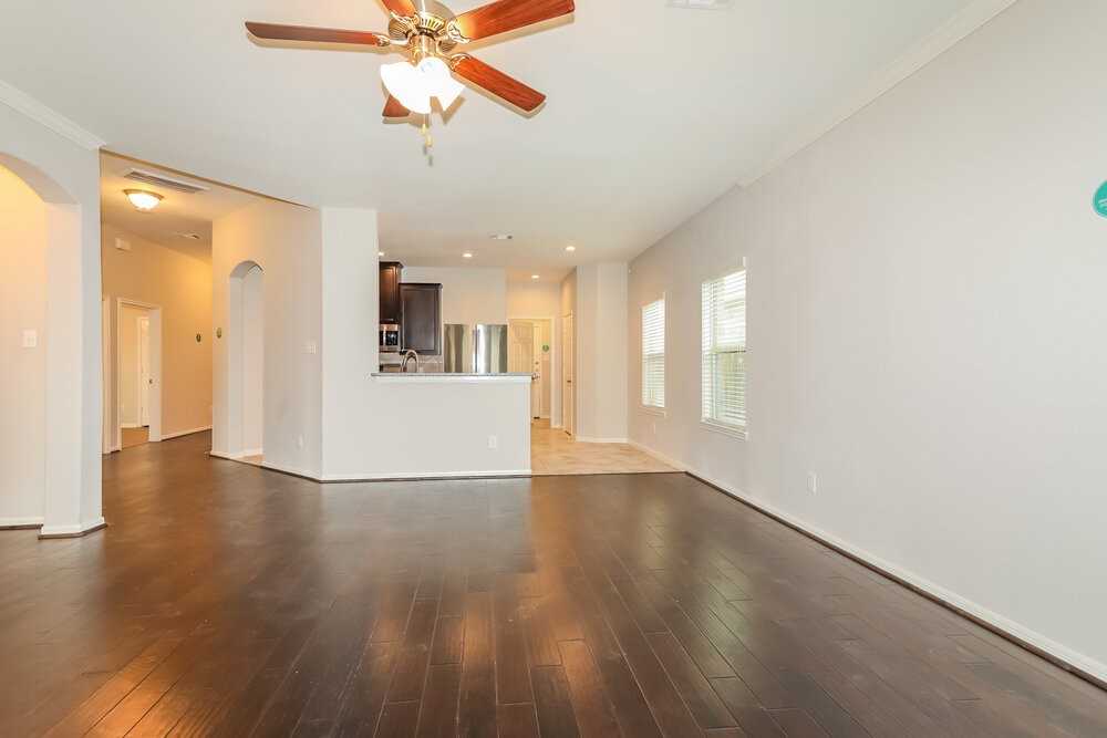 23006 Silver Linden Ct - Photo 4 of 16