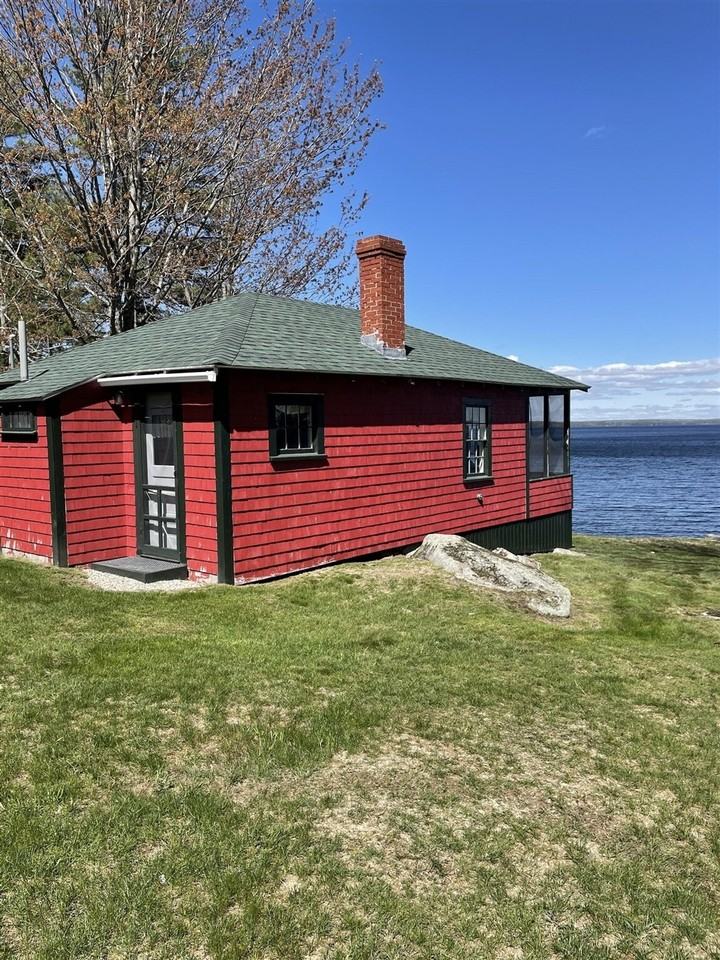 747 Sebago Rd #1510225P - Photo 4 of 17
