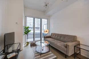 2185 Lake Shore Blvd W - Photo 1 of 1