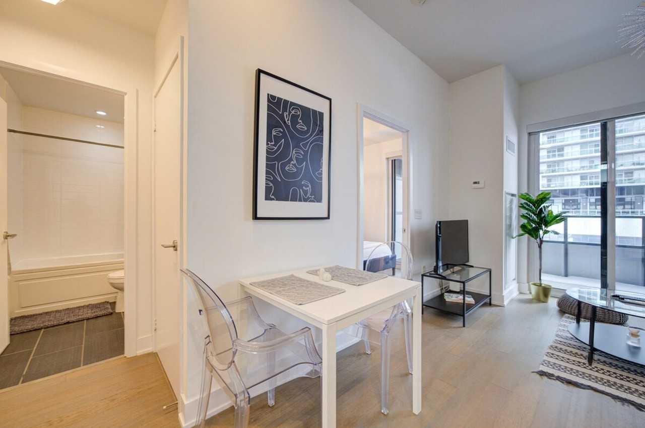 2185 Lake Shore Blvd W #1513118P - Photo 6 of 27
