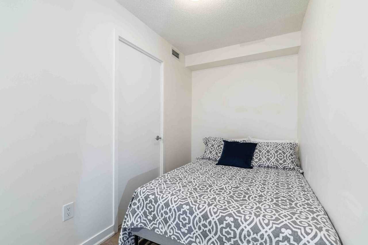 168 Dan Leckie Way #1513096P - Photo 3 of 14