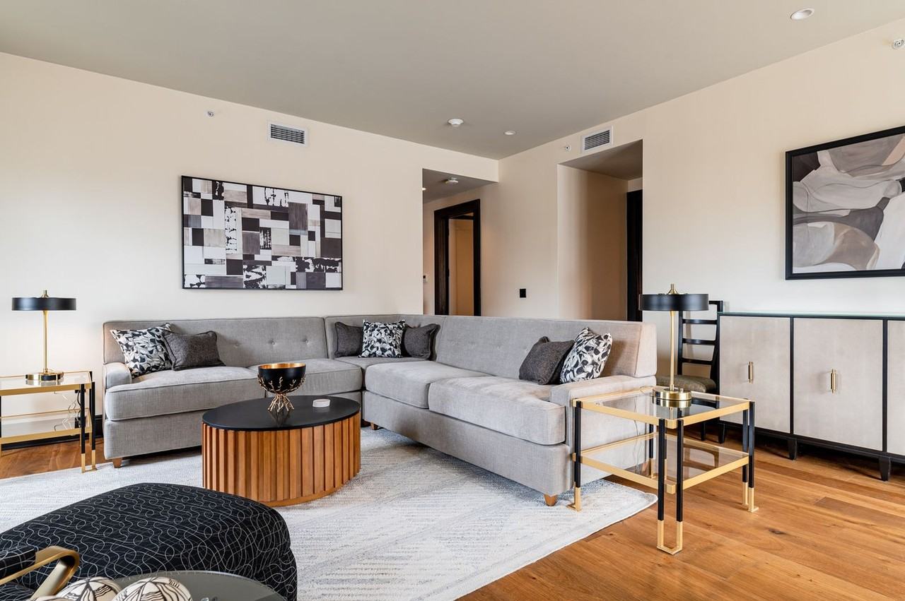 1011 Canal St #1513931P - Photo 3 of 28