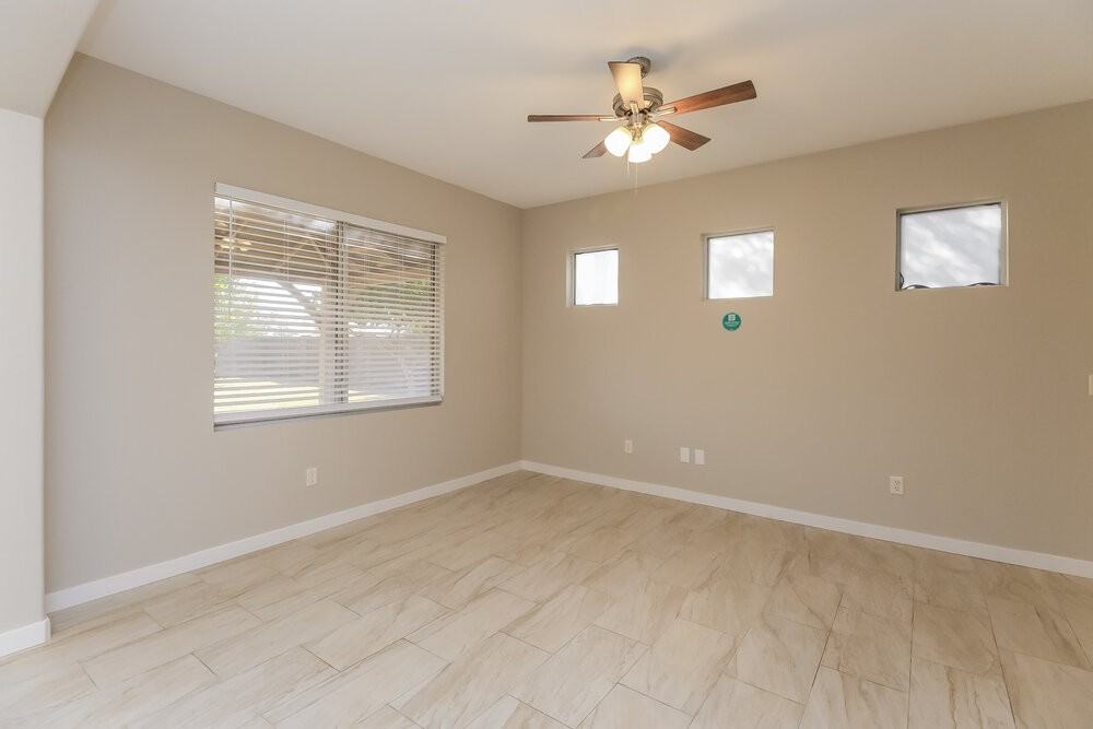 2959 S Del Rancho Cir - Photo 4 of 17