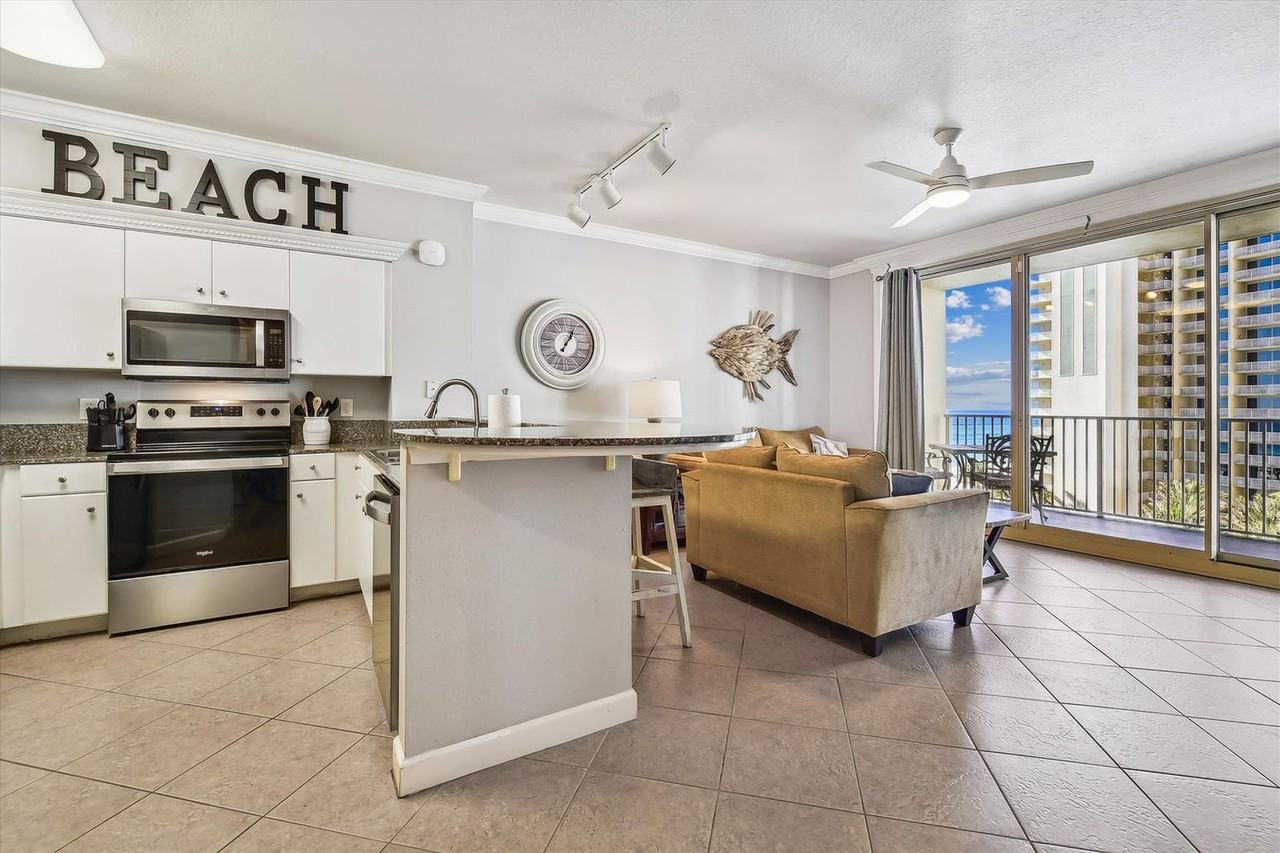 104 Gulfside Court - Photo 2 of 31