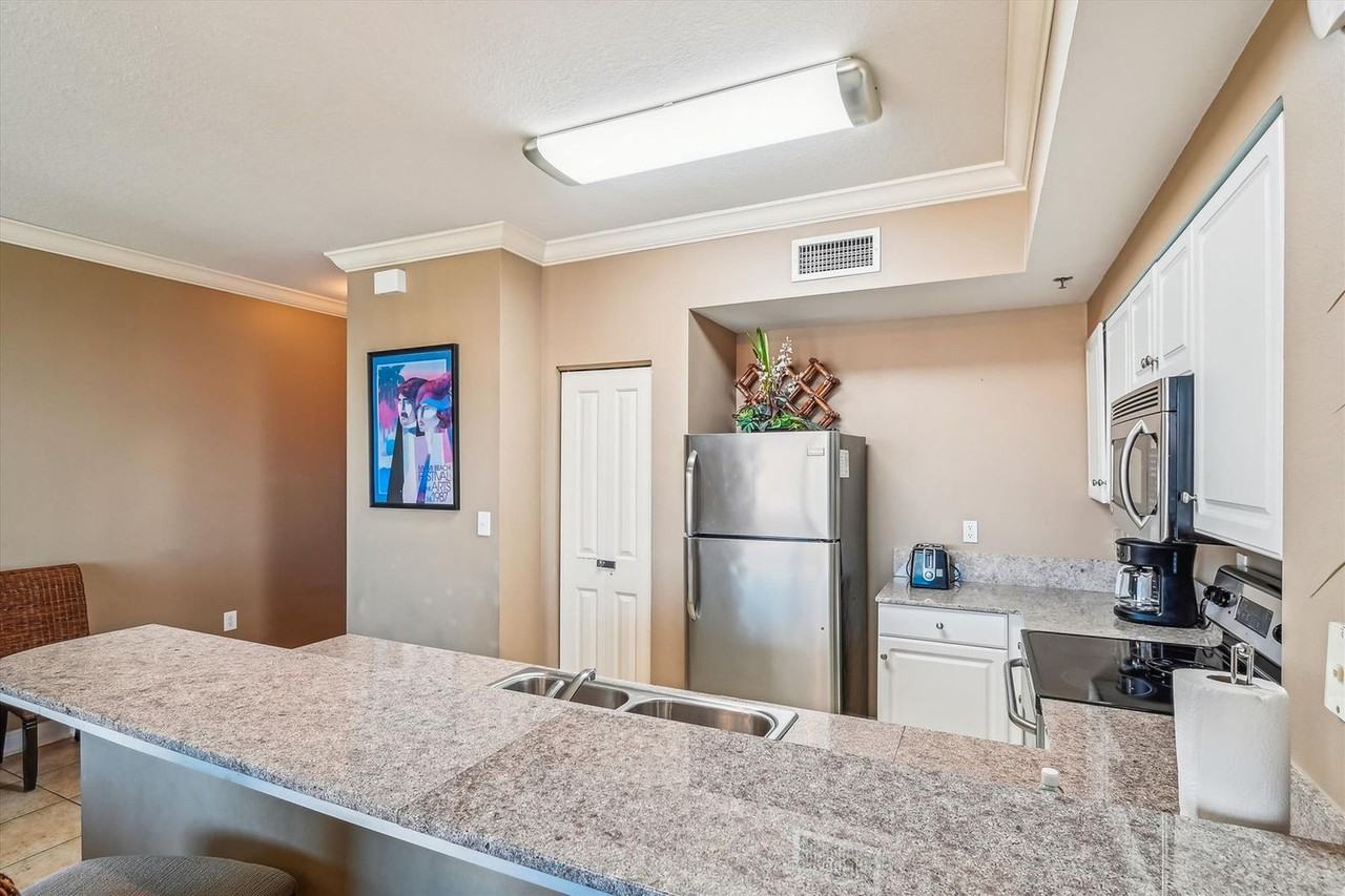 9900 S Thomas Dr #1523370P - Photo 5 of 23