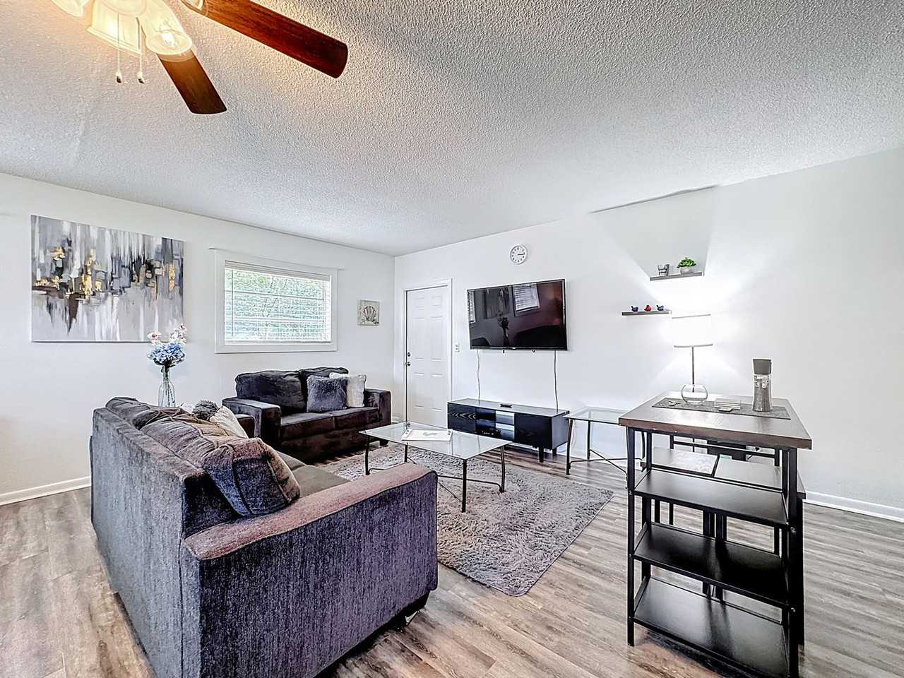 105 Sheeler Ave #1531380P - Photo 7 of 20