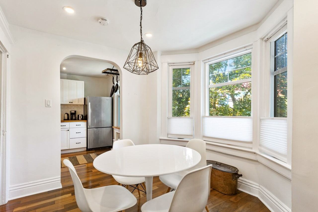 421 Lansdowne Ave #1531108P - Photo 5 of 16