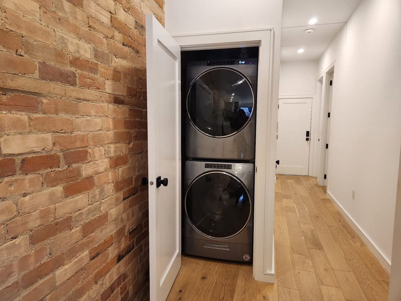 233 Saint Clarens Ave #1531116P - Photo 6 of 17