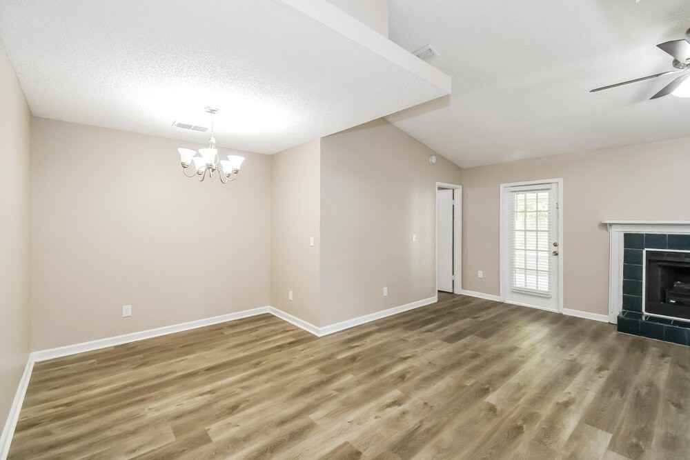 3188 Chads Ct - Photo 6 of 16