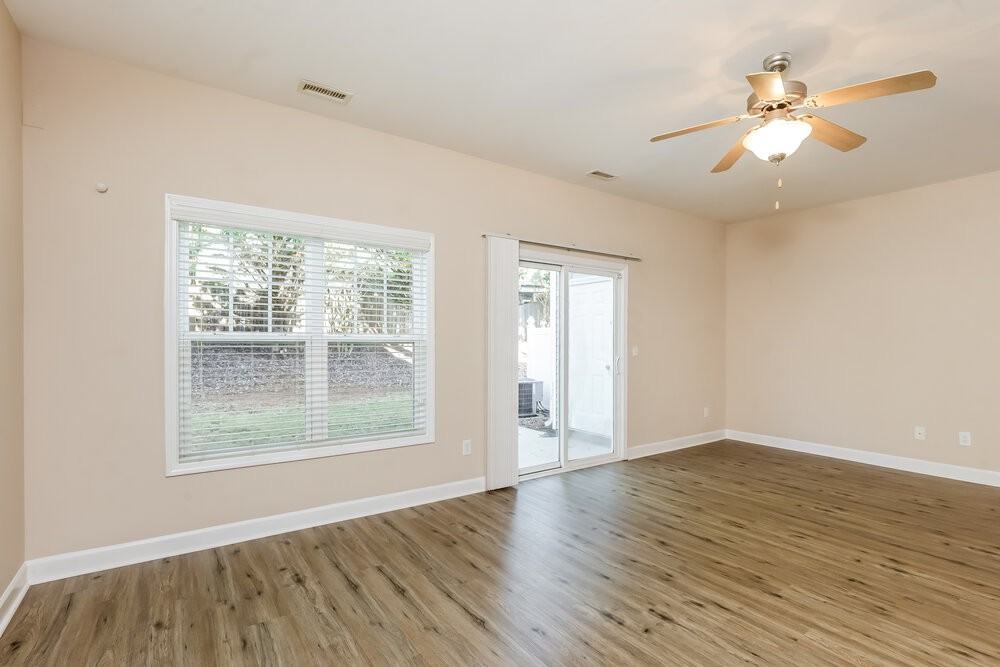2545 Spring Oaks Way - Photo 5 of 17