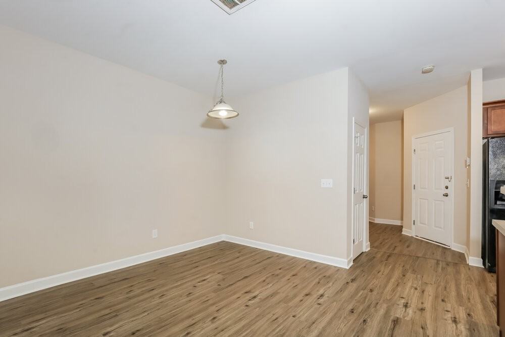 2545 Spring Oaks Way - Photo 6 of 17
