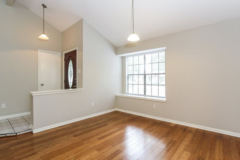 5207 Village Springs Dr - Photo 2 of 15