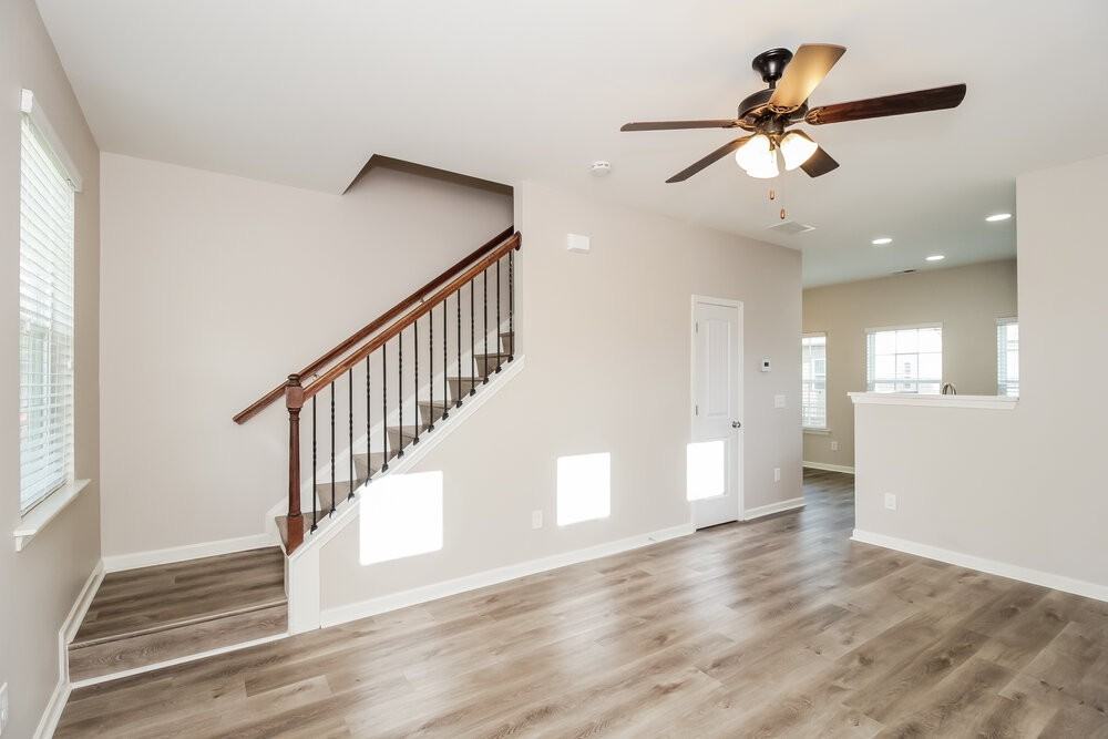 69 Howard Ave Nw - Photo 4 of 17