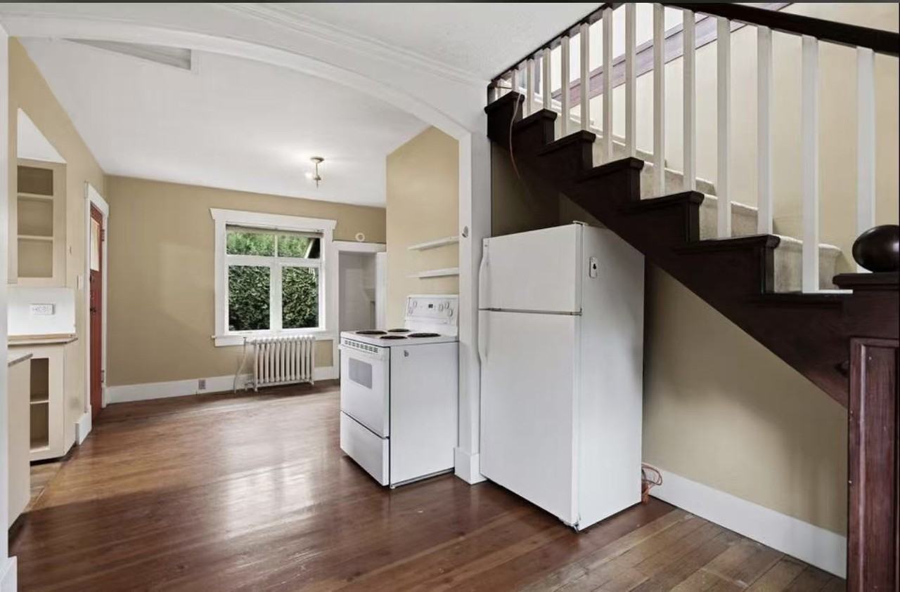 2300 Rindall Avenue - Photo 4 of 22