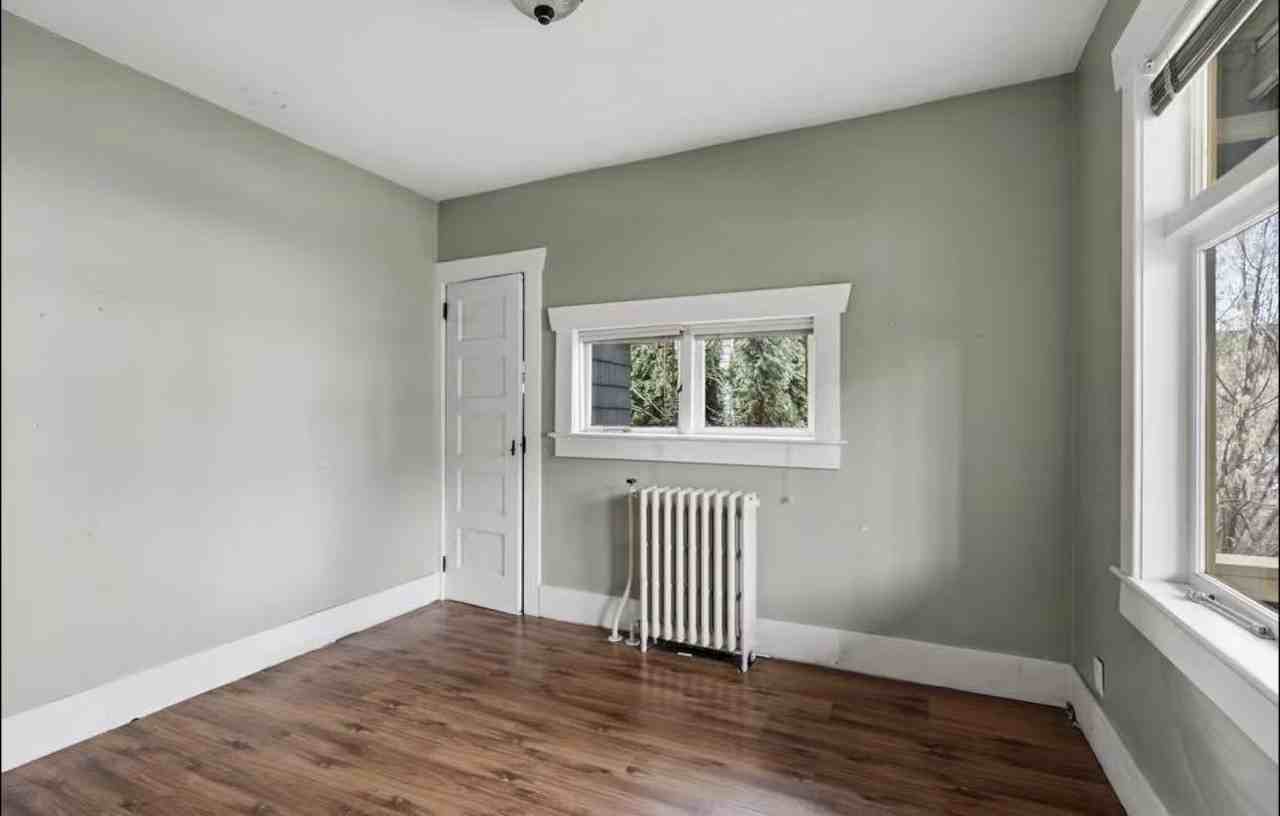 2300 Rindall Avenue - Photo 10