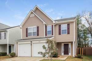 featured image of 1549 Pebble Ridge Dr