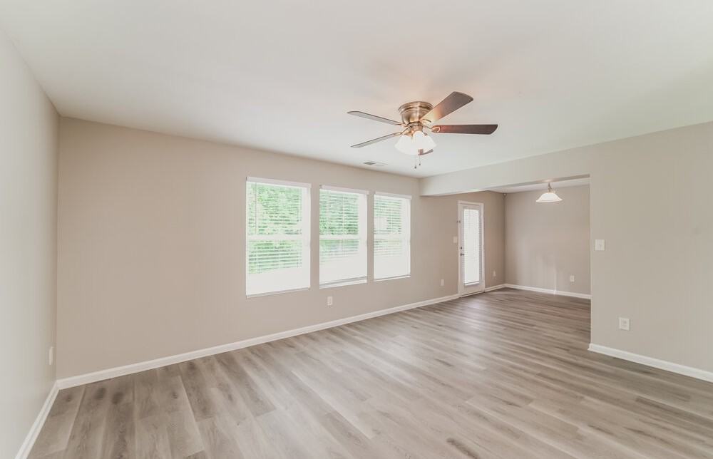 5512 Twin Brook Dr - Photo 6 of 17