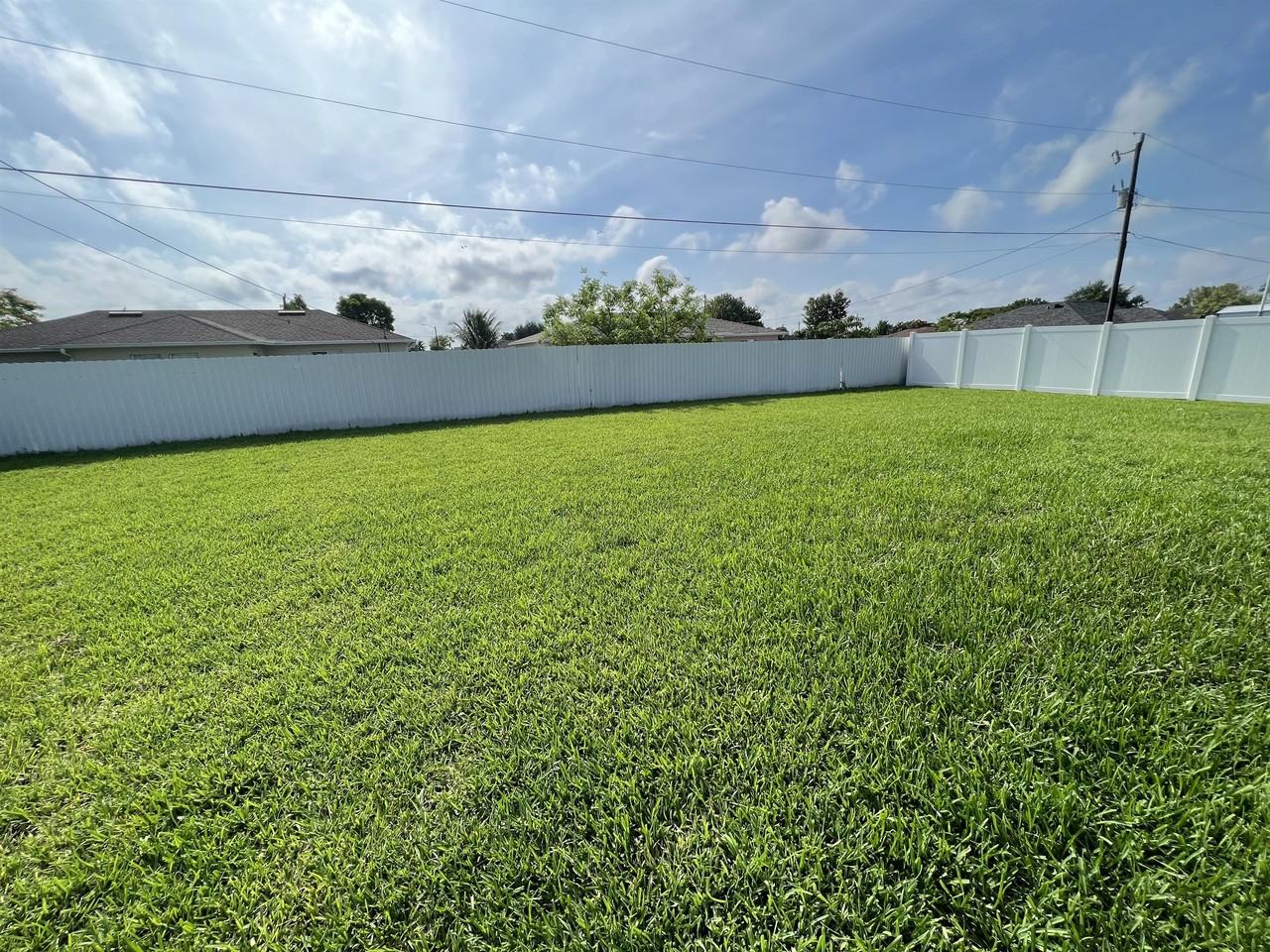511 Ne 19th Pl - Photo 3 of 40