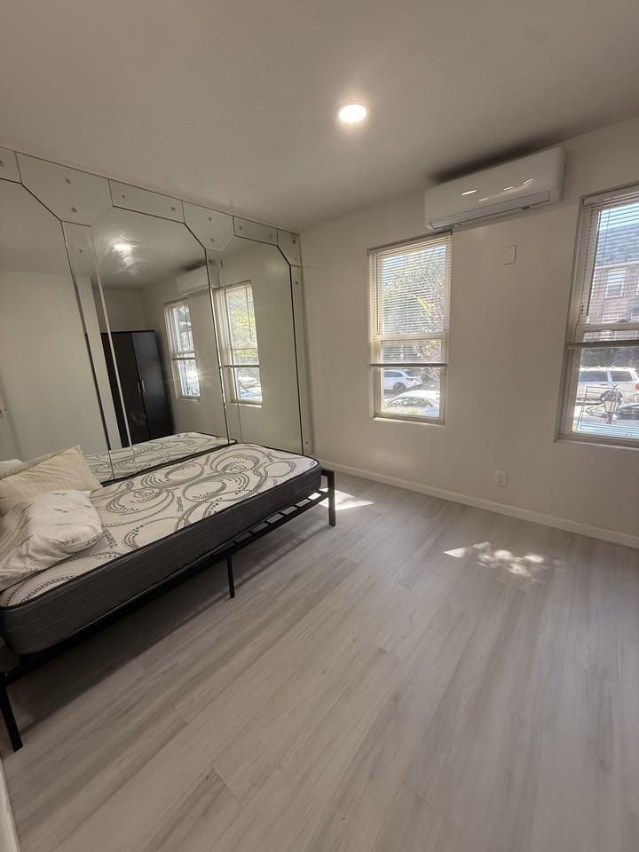 East 29th Street #2F - Photo 6 of 13