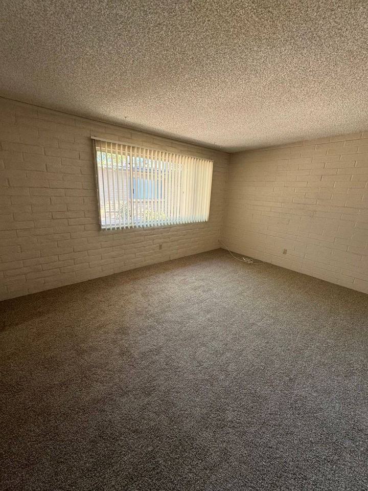 4549 E Bellevue St - Photo 2 of 10