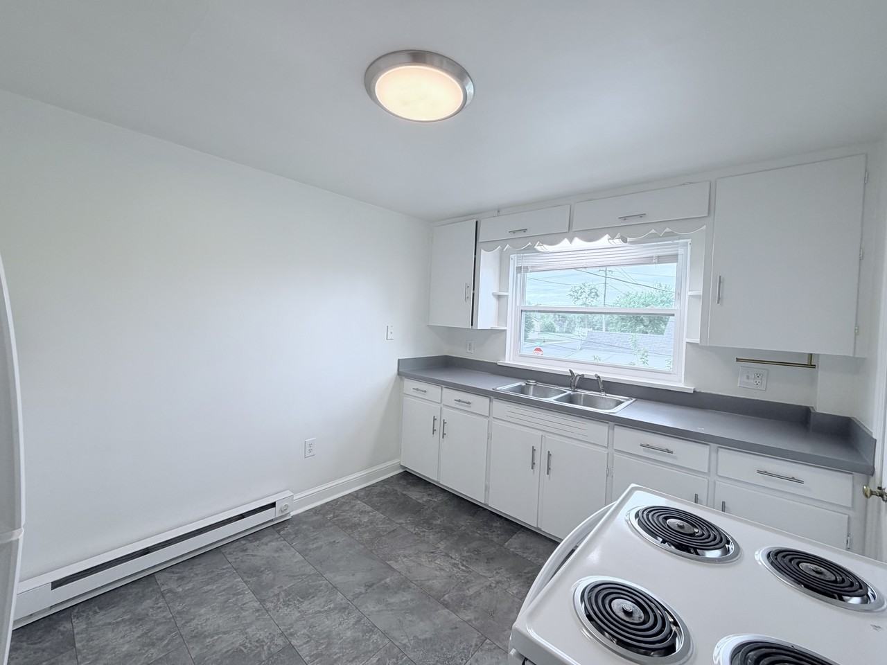 1015 S Raleigh St #3 - Photo 3 of 10