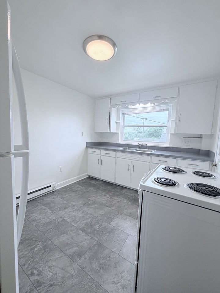 1015 S Raleigh St #3 - Photo 7 of 10