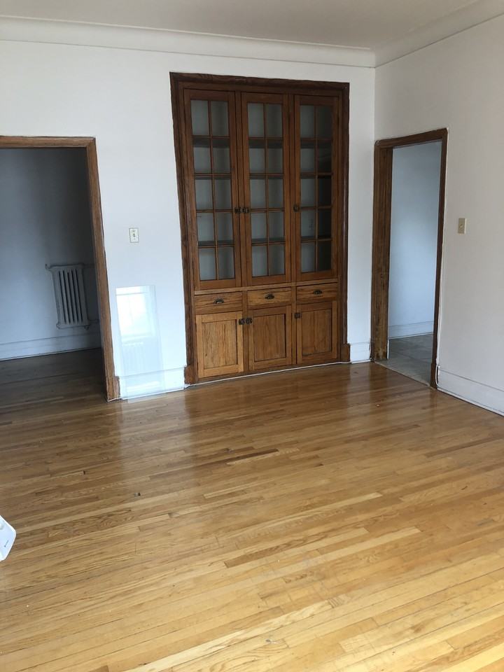 2384 Av Beaconsfield — photo 1