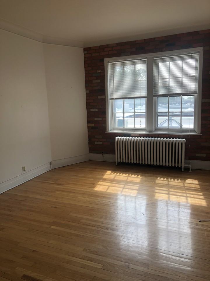 2384 Av Beaconsfield — photo 2