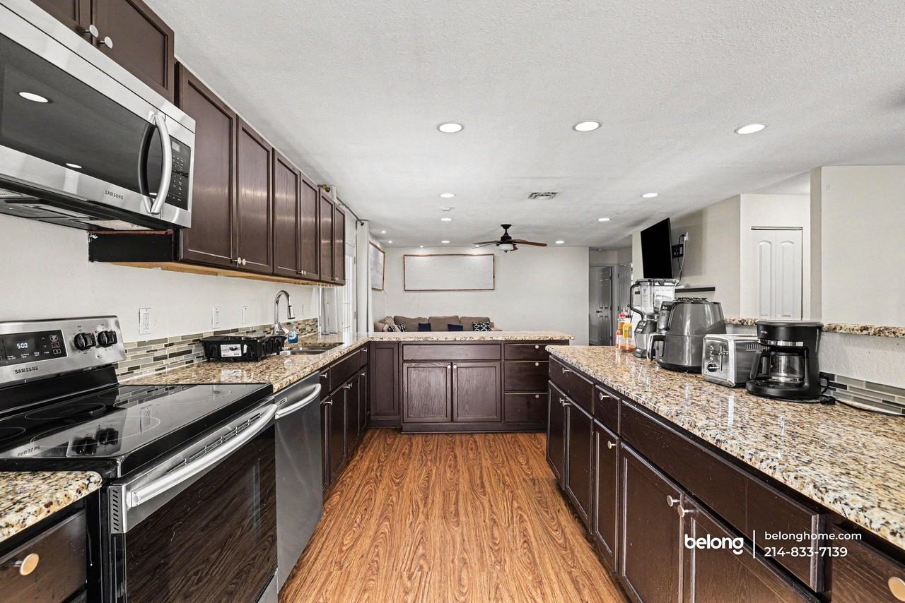 6556 Osage Trl - Photo 4 of 36