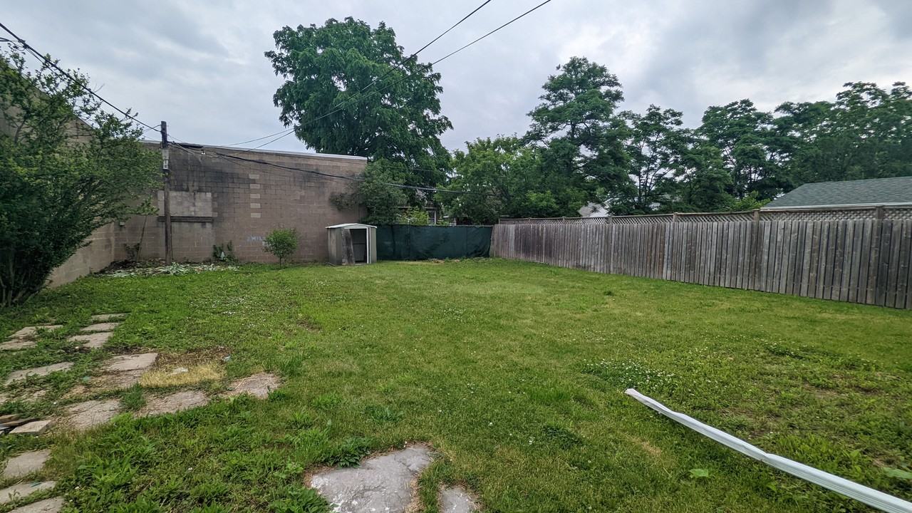 1 Admiral Rd. - Photo 2 of 16