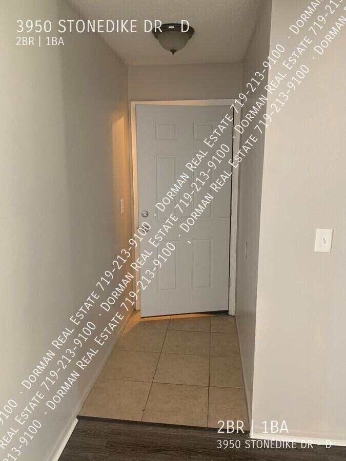 3950 Stonedike Dr #D - Photo 4 of 10