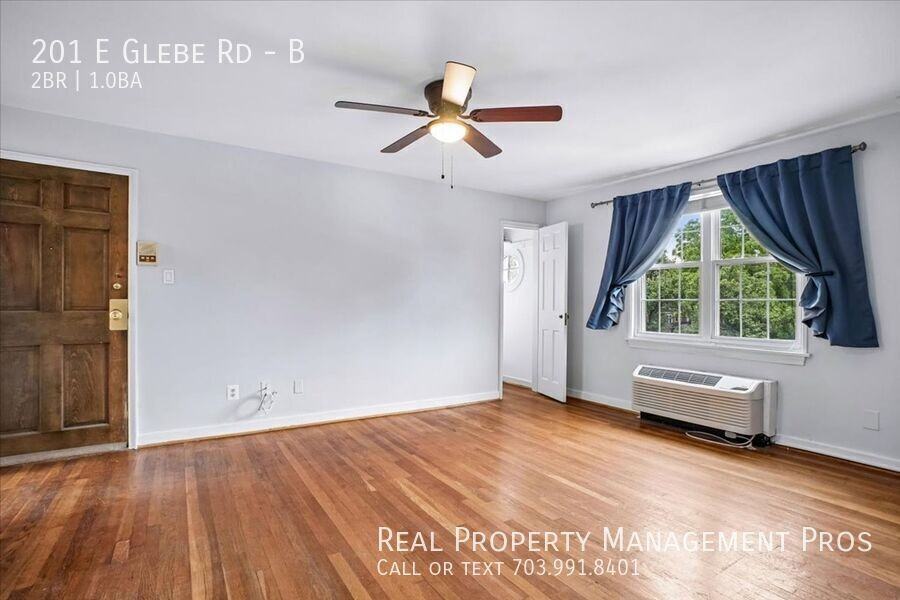 201 E Glebe Rd #B - Photo 4 of 28