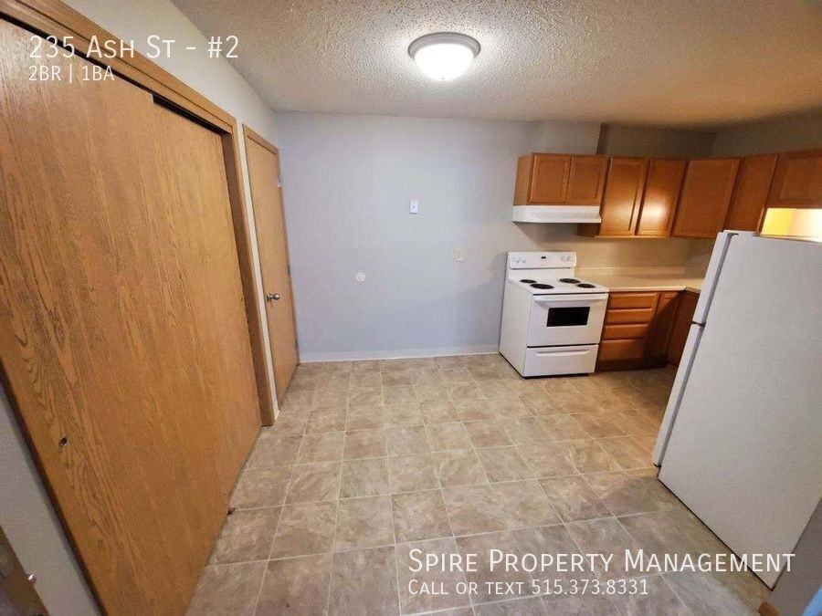 235 Ash St #2 - Photo 3 of 10