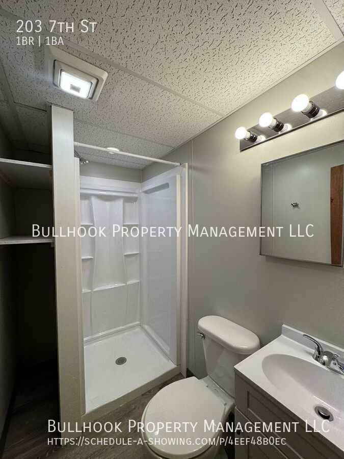 203 7th St - Photo 3 of 11