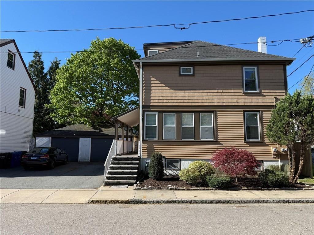 21 Slocum St ##2 - Photo 5 of 16