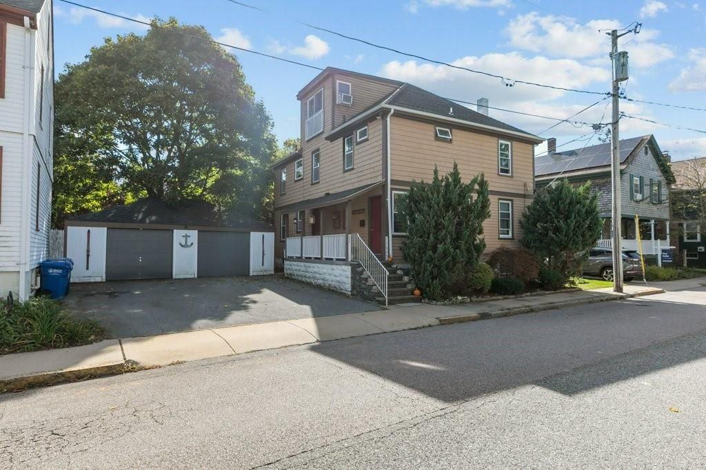 21 Slocum St ##2 - Photo 7 of 16